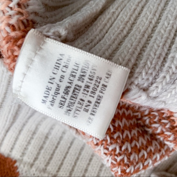 ❌SOLD❌VERY J-Leopard Mock Neck Sweater - Picture 4 of 6